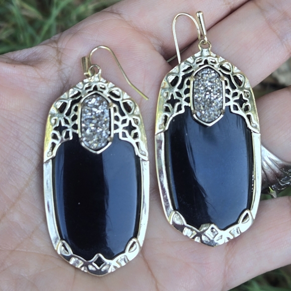 Kendra Scott Vintage Deva Earrings - Picture 2 of 8